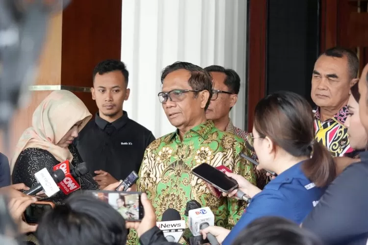 Resmi Nyatakan Mundur Sebagai Menko Polhukam, Deputi TPN: Prof Mahfud ...