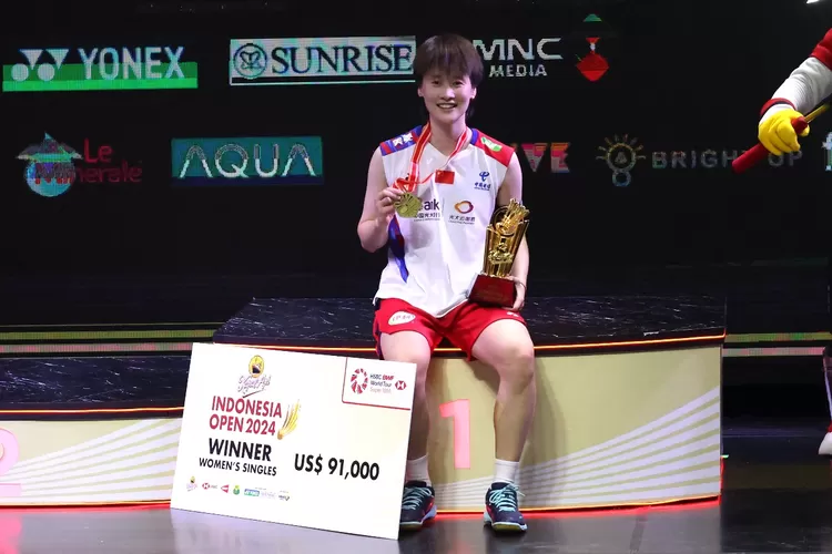 Pebulutangkis China Chen Yu Fei Kembali Naik Podium Tertinggi. (Foto/Ist)