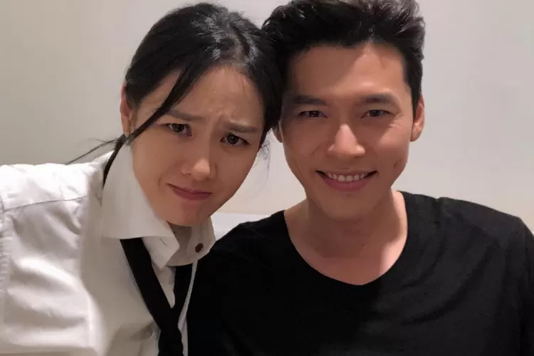 Kekayaan Bersih Son Ye Jin dan Hyun Bin Viral di Komunitas Online