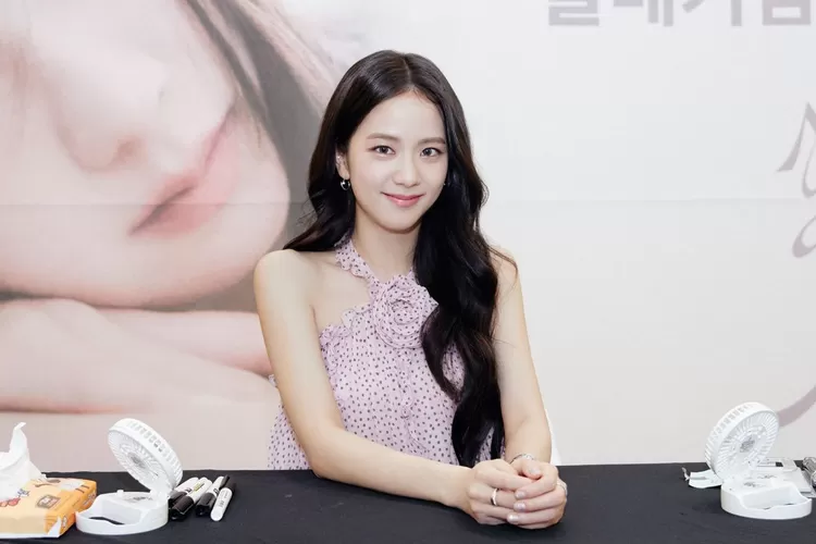 Jisoo BLACKPINK Diduga Akan Bergabung dengan Agensi Milik Saudaranya