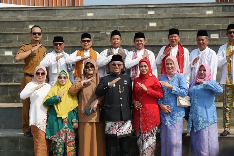 Ridwan Kamil Resmikan Alun Alun Setu Hadiah Untuk Hari Jadi Kabupaten Bekasi Urban Jabar