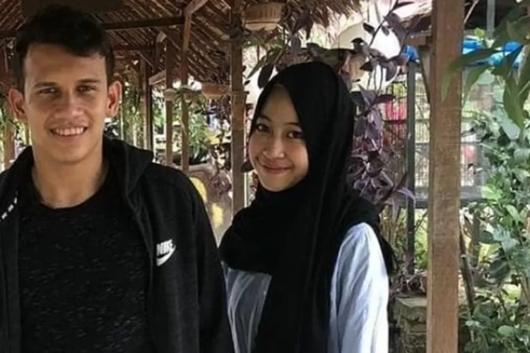 Resmi Menikah Dengan Adiba Khanza Inilah Biodata Singkat Egy Maulana Vikri Urban Jabar 9601