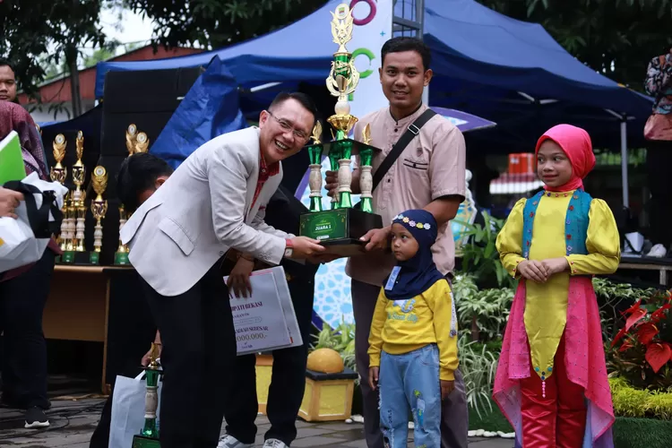 PJ Bupati Bekasi Dani Ramdan resmi menutup kegiatan Ramfest