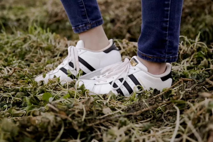 Gambar sepatu clearance adidas superstar