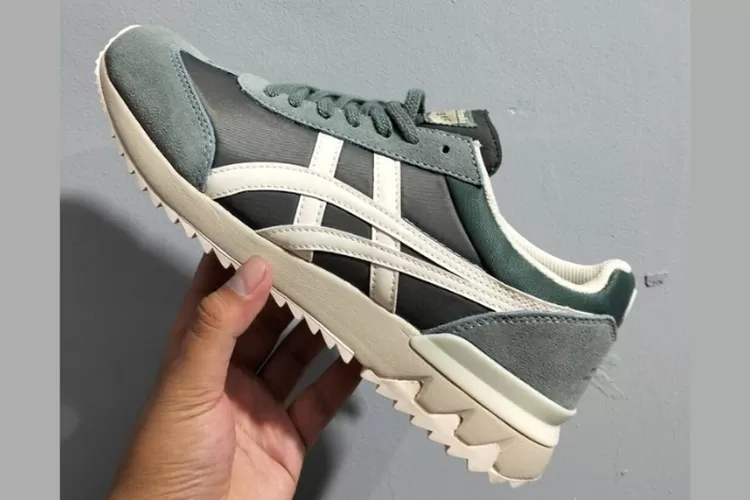 Sepatu asics clearance onitsuka tiger original