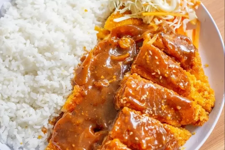 Katsimura, restoran Chicken Katsu mudah dengan porsi jumbo di Bandung. (Istagram @katsimura)