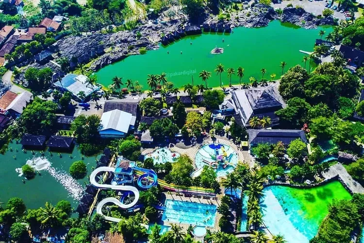 Kampung Batu Malakasari, destinasi wisata edukasi yang seru di Bandung.  (Gorajuara/ Instagram/@kampungbatu)