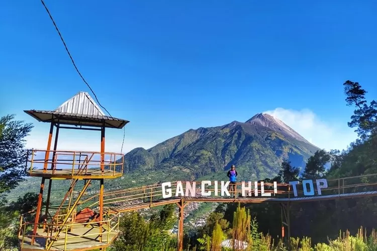 Boyolali memiliki tempat wisata sekaligus healing gratis dengan pemandangan sangat indah yang bernama Bukit Gancik Selo. (Google Maps/Eko Parkir)