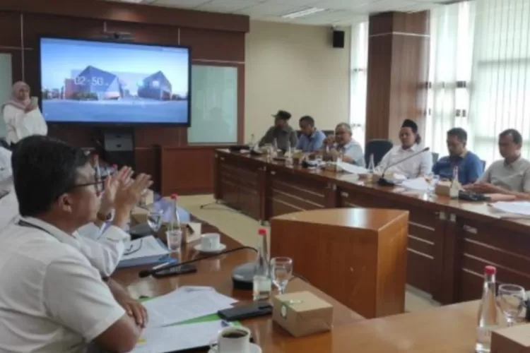 Dewas Paparkan Hasil Capaian Direksi Perumda PPJ di Komisi II