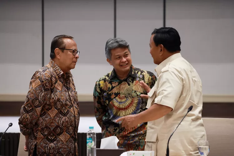 Capres 02, Prabowo Subianto bersama Kardinal Suharyo dan Uskup Bandung