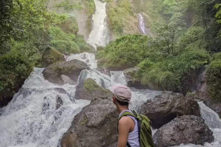 Cuma Jam Dari Alun Alun Kendal Yuk Healing Ke Curug Telu Di Tengah Hutan Yang Menangkan Jiwa