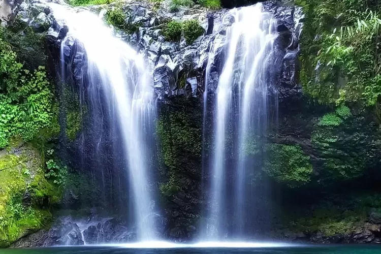Curug Batu Blek, Air Terjun kembar yang hidden gem di Tasikmalaya (Instagram/@alwi_212la1 )