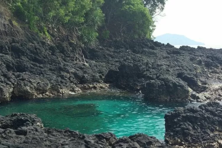 Laguna Pantai Bias Tugel, Bali. (Sumber: Instagram @madamwongso)