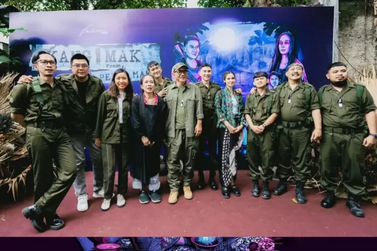 Daftar Para Pemain Film Kang Mak From Pee Mak (Instagram @marshatimothy)