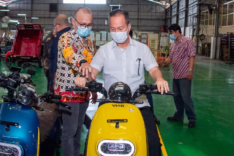 Ilustrasi - Cara Daftar Subsidi Motor Listrik di Tahun 2024. (Foto/Tangkap Layar Situs Kemenperin.)