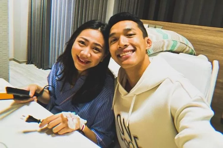 Jonatan Christie dan Shanju Eks JKT 48 Dikaruniai Anak Pertama. (Foto/Instagram Jonatan Christie.)