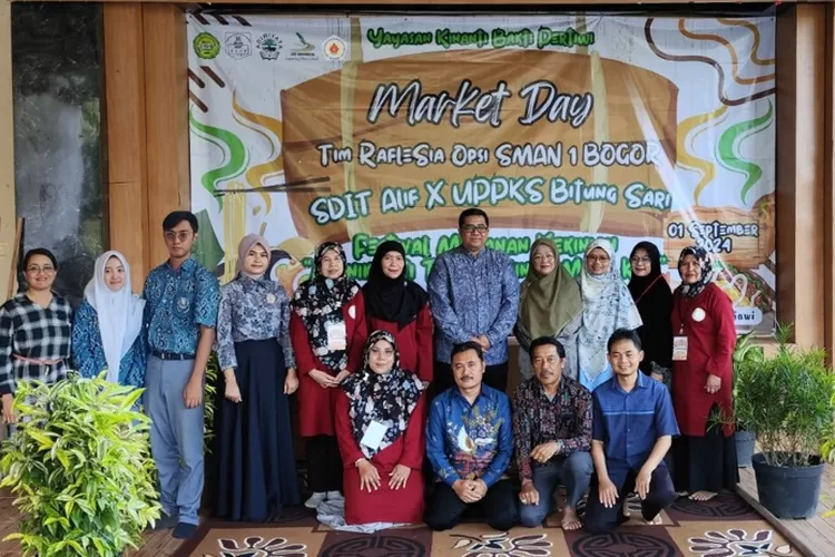 Potret acara Market Day yang diadakan oleh SDIT Alif (Dok.iSTIMEWA)