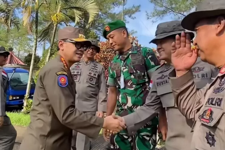Wamendagri Bima Arya Saat Hadiri Retret Kepala Daerah Gelombang Pertama di Magelang. (Foto/Instagram @bimaaryasugiarto.)