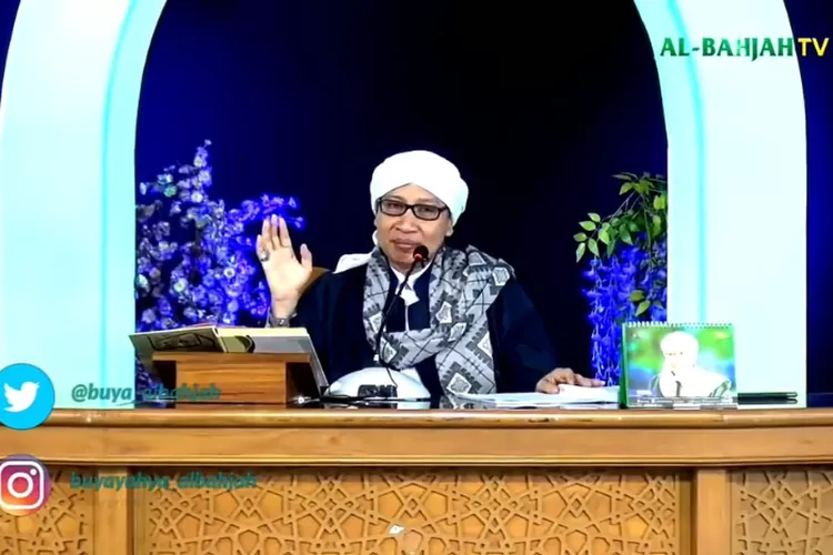 Apakah Bersiwak Saat Berpuasa Dapat Membatalkan Puasa? Simak Penjelasan dari Buya Yahya! (Youtube/Al-Bahjaj TV)
