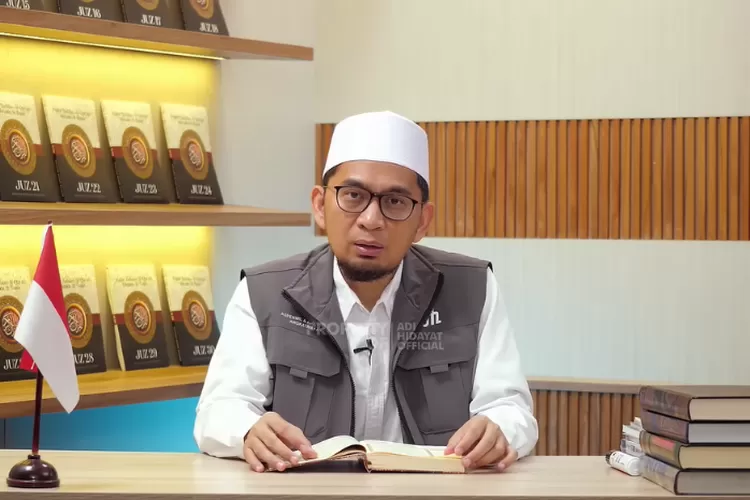 Hati-Hati! 5 Hal yang Dapat Menggugurkan Pahala Puasa, Ini Penjelasan dari Ustadz Adi Hidayat (Youtube/Adi Hidayat Official)