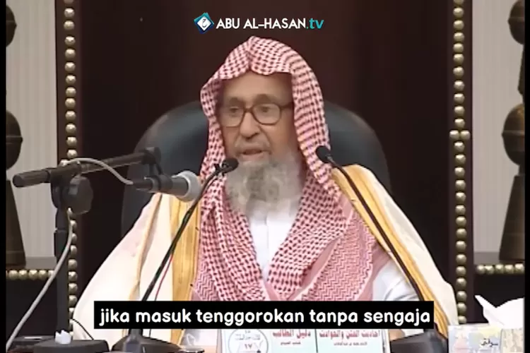 Hukum Menghirup Debu Saat Berpuasa, Apakah Membatalkan Puasa? Ini Kata Syaikh Soleh Al Fauzan (Youtube/TV Abu Al-Hasan)