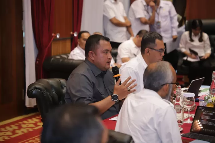 Hadapi Tantangan Fiskal, Bupati Bogor Dorong Reformasi Birokrasi dan Penguatan Data. (Foto/Diskominfo Kabupaten Bogor.)