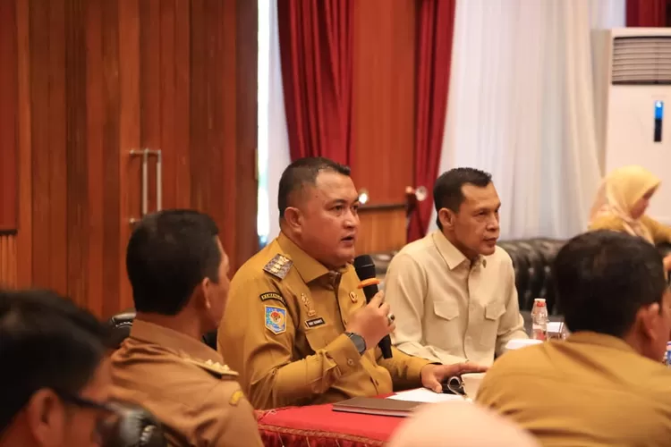 Upaya Mitigasi Bencana, Pemkab Bogor Galakkan Penanaman Pohon di DAS Ciliwung dan Cikeas. (Foto/Diskominfo Kabupaten Bogor.)