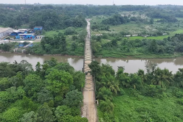 Pemkab Bogor Lakukan Pemeliharaan Jembatan Leuwiranji, (Foto/Tim Komunikasi Publik/Diskominfo Kabupaten Bogor)