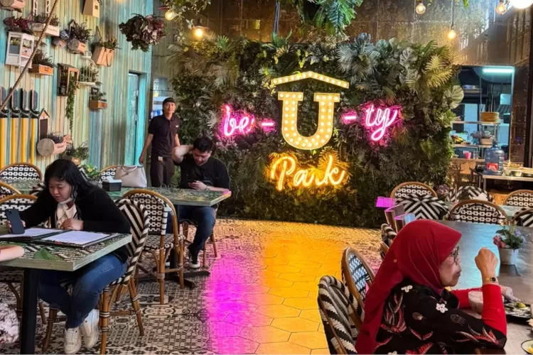 Roofpark Cafe salah satu tempat nongkrong hits di Bogor (Foto : IG/@kulinerkapandiet)