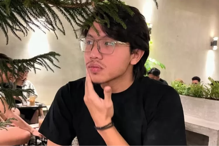 Adimas Firdaus alias Resbob, Streamer kontroversial (Foto: Instagram/ @adimasfirdauss)