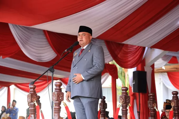 Bupati Bogor Bacakan Amanat Presiden pada Hari Bela Negara ke-77. (Foto/Diskominfo Kabupaten Bogor.)
