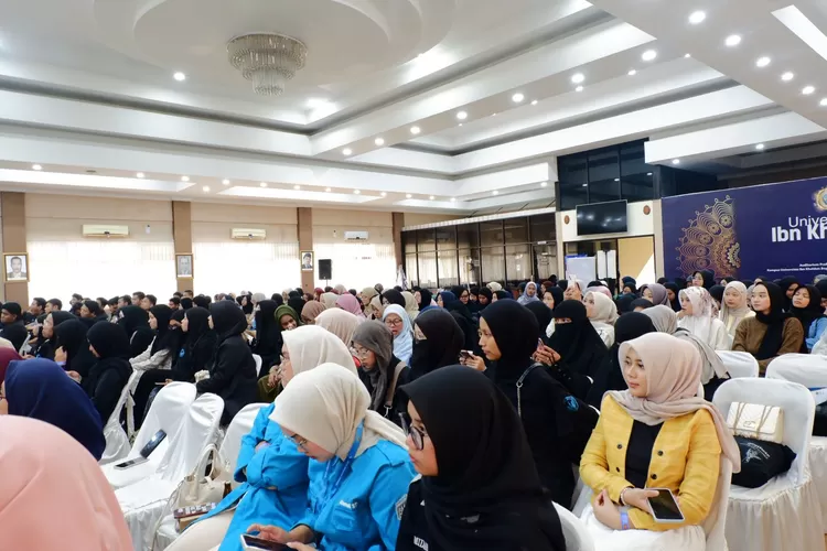 Suasana saat acara penutupan Confest KPI 2025 (Foto : Zaidan Fadhlurrahman)