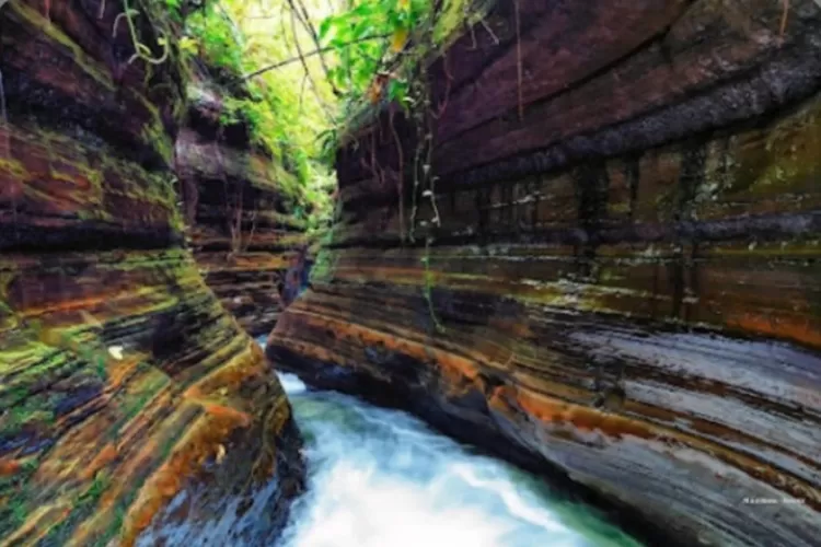 Curug Putri Carita Little Green Canyon Banten Bisa Ditempuh dari