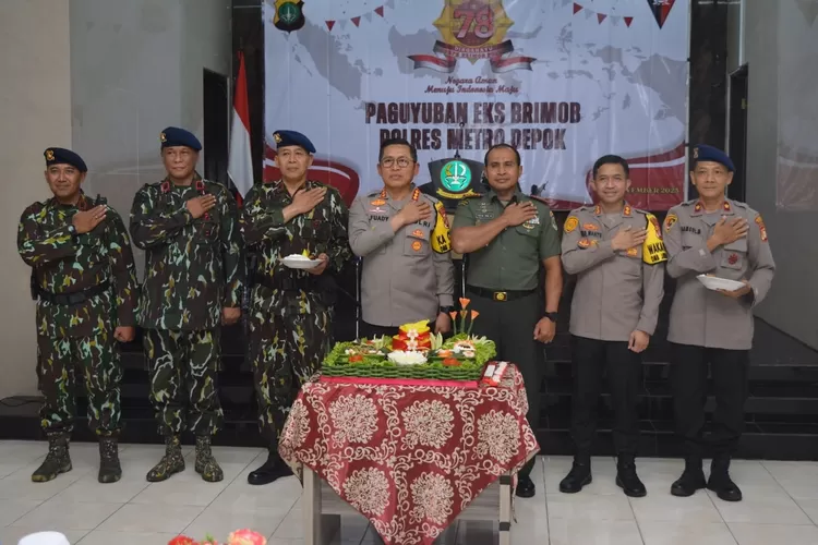 Polres Metro Depok menggelar tasyakuran HUT ke 78 Brimob Polri, di Aula Atmani Adhi Wedhana, Senin (20/11).  (Polres Metro Depok)