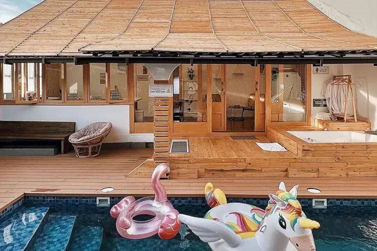 Villa tipe keluarga di Kala Kabin dengan kapasitas hingga 16 orang dengang fasilitas lengkap (Istagram @fotokopikrom)