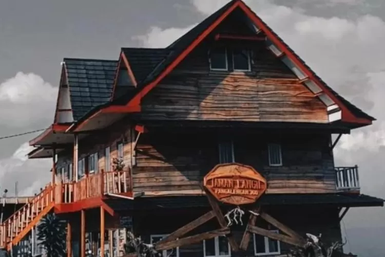 Intan Guest House merupakan tempat menginap yang berlokasi di Taman Langit Pangalengan 360 (Instagram @Intangueshouse_tamanlangit360)