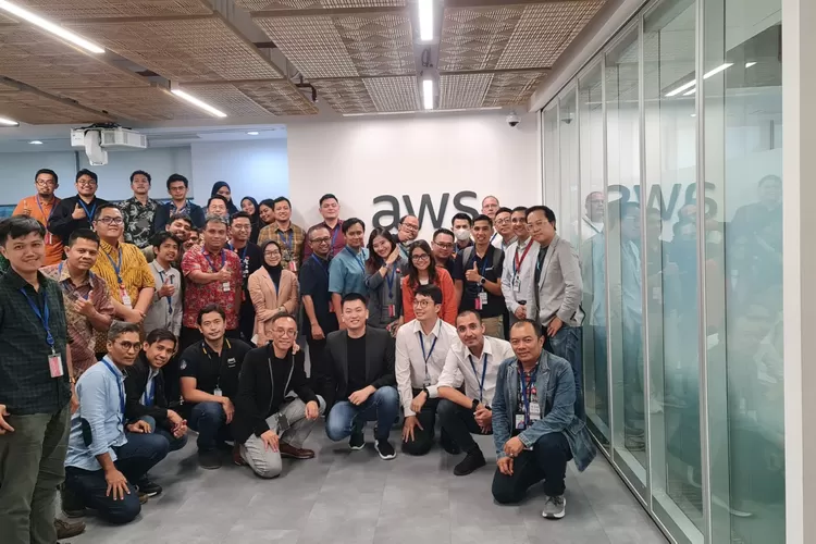 XL Axiata, IOH, Axiata Digital Labs, dan AWS mengadakan acara Early Adopter Event untuk memperkenalkan SinergiAPI Portal pada akhir November lalu di Jakarta.  (DOK.XLAXIATA)