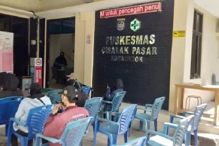 Ilustrasi Pelayanan di UPTD Puskesmas Cisalak Pasar, Kelurahan Cisalak Pasar, Kecamatan Cimanggis.  (DOKUMEN RADAR DEPOK)