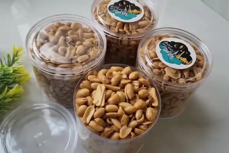 Kacang Bawang sebagai salah satu cemilan kue lebaran  (Tangkapan Layar Youtube atha naufal)