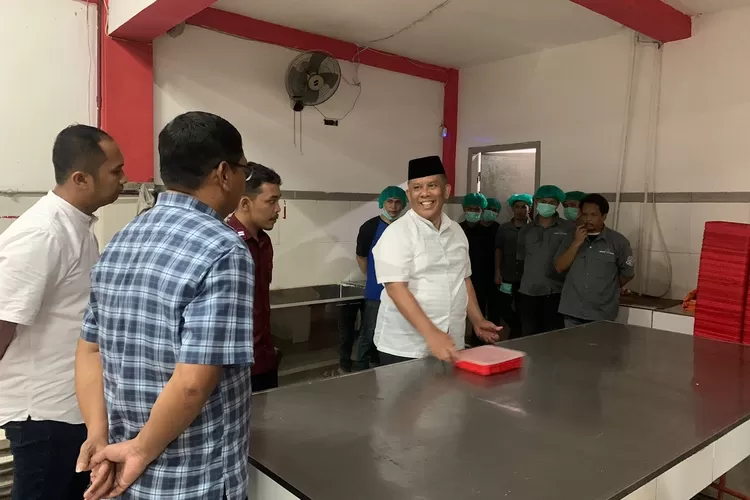 Kepala Kantor Wilayah Kementerian Hukum dan HAM (Kanwil Kemenkumham) Jawa Barat, Andika Dwi Prasetya, melakukan sidak atau inspeksi mendadak ke Rutan Kelas I Depok, Senin (25/3).  (Rutan Depok)