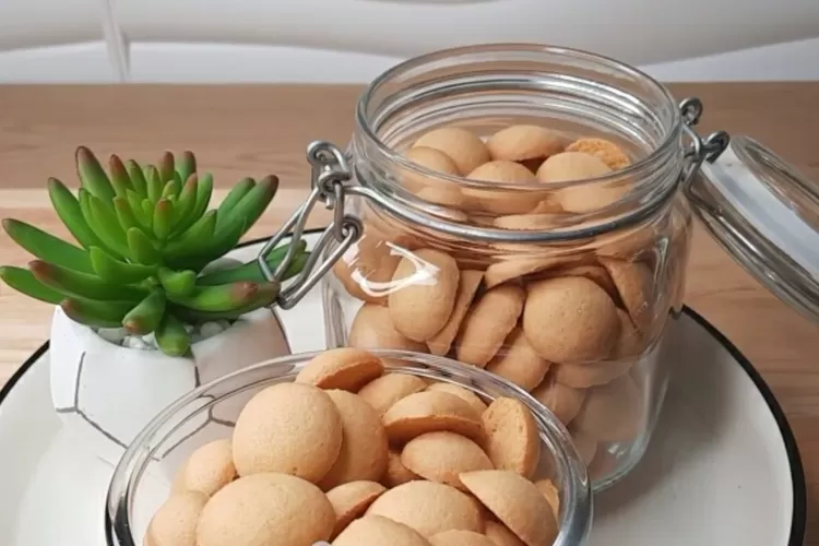 Egg Drop Cookies untuk cemilan 3 bahan saja (Tangkapan Layar Youtube Dapur Mama Dika)