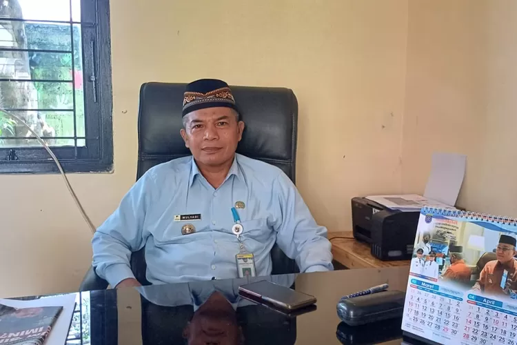 Lurah Sukmajaya, Mulyadi (ANDIKA EKA/RADAR DEPOK)