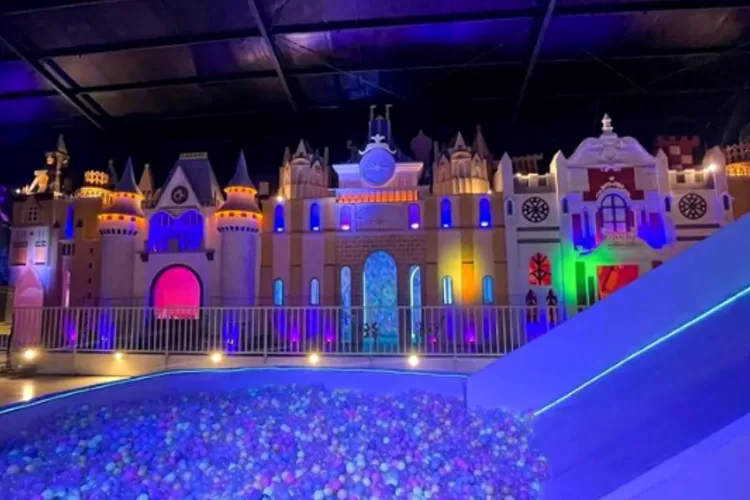 Tempat wisata Puncak Fantasyland yang menawarkan vibes seperti negeri dongeng (Instagram/@puncak.fantasyland )