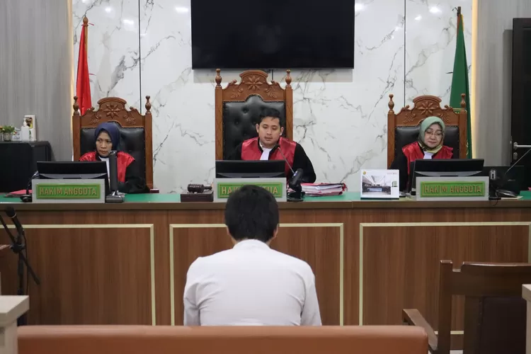 Altafasalya Ardnika Basya (23) kasus pembunuhan dengan perencanaan terhadap juniornya, Muhammad Naufal Zidan (19), sedang menjalani sidang pada PN Depok. (DOKUMEN KEJARI KOTA DEPOK)