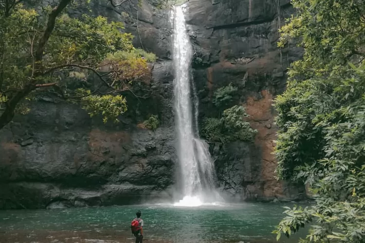 Pesona keindahan Curug Larangan di Sukabumi (Instagram/@daden.cokor)
