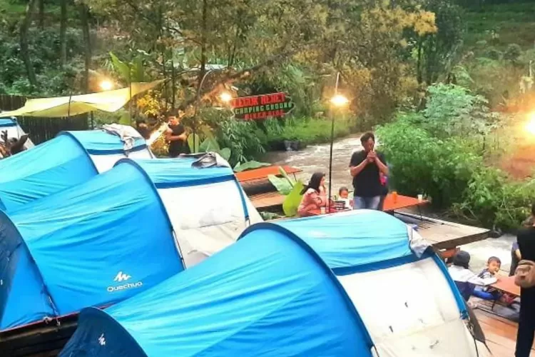 Tempat camping di Legok Reret Camping Ground Riverside Bandung (Instagram/@legokreret_pangalengan)