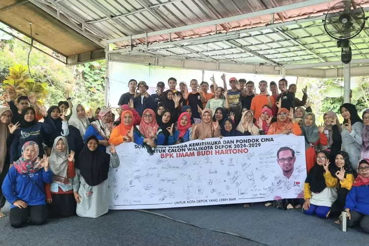 Komunitas warga Kelurahan Kemirimuka mendukung Imam Budi Hartono menjadi Walikota Depok di Pilkada. (ISTIMEWA)