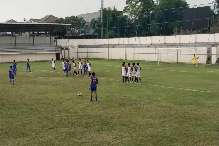 ILUSTRASI Perhelatan POPWILDA Jawa Barat 2023 cabang Sepakbola di Stadion Merpati. (ANDIKA EKA/RADAR DEPOK)
