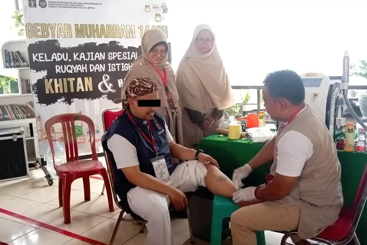 Rumah Depok melalui Subseksi Bantuan Hukun Dan Penyuluhan, menyelenggarakan kegiatan Gebyar Muharram 1446 H sekaligus menyambut Hari Pengayoman ke 79.  (Rutan Depok)