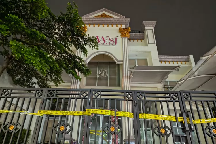 Suasana WSJ Klinik yang berada di jalan Ridwan Rais, Kelurahan Beji Timur, Kecamatan Beji. (ALDY RAMA/RADAR DEPOK)